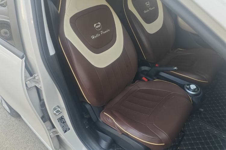 Used Wuling Bingo 2023 203km Light Edition Right Front Seat