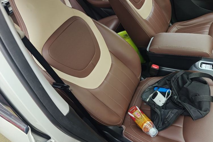 Used Wuling Bingo 2023 333 km Lingxi Connected Version Right Front Seat