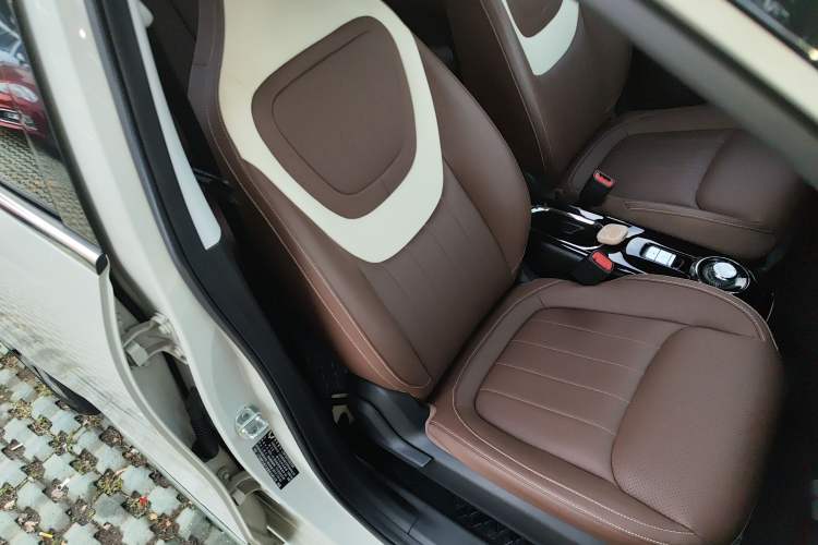 Used Wuling Bingo 2023 333km Enjoy+ Version Right Front Seat