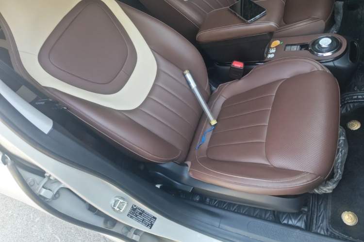 Used Wuling Bingo 2023 333 km Enjoyment Version Right Front Seat