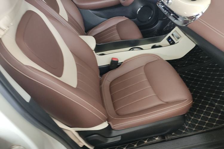 Used Wuling Bingo 2023 333 km Lingxi Connected Version Right Front Seat