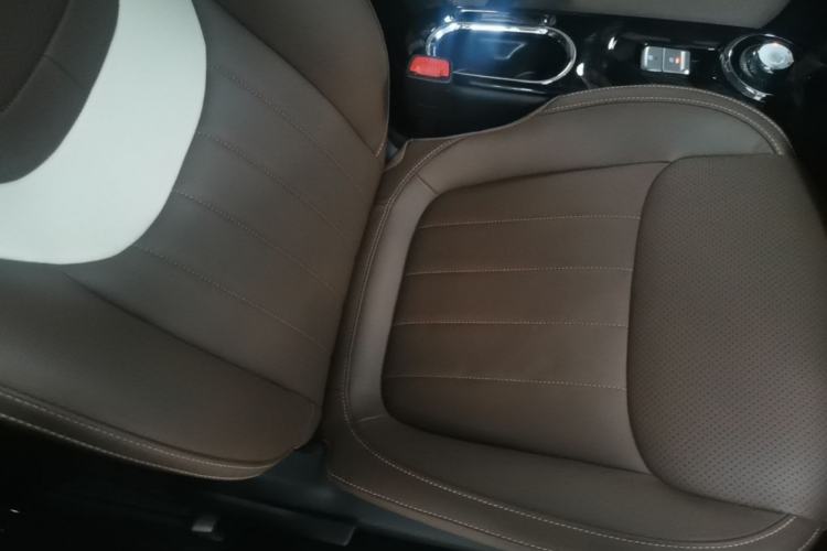 Used Wuling Bingo 2023 333 km Enjoyment Version Right Front Seat