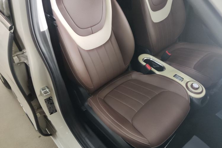 Used Wuling Bingo 2023 333km Enjoy+ Version Right Front Seat