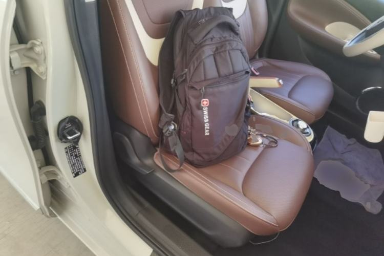 Used Wuling Bingo 2023 203km Comfort Edition Right Front Seat