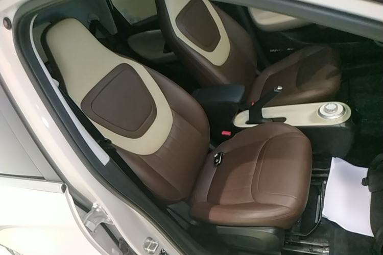 Used Wuling Bingo 2023 203km Light Edition Right Front Seat