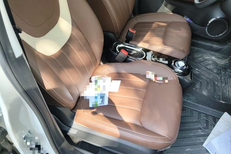 Used Wuling Bingo 2023 333 km Enjoyment Version Right Front Seat