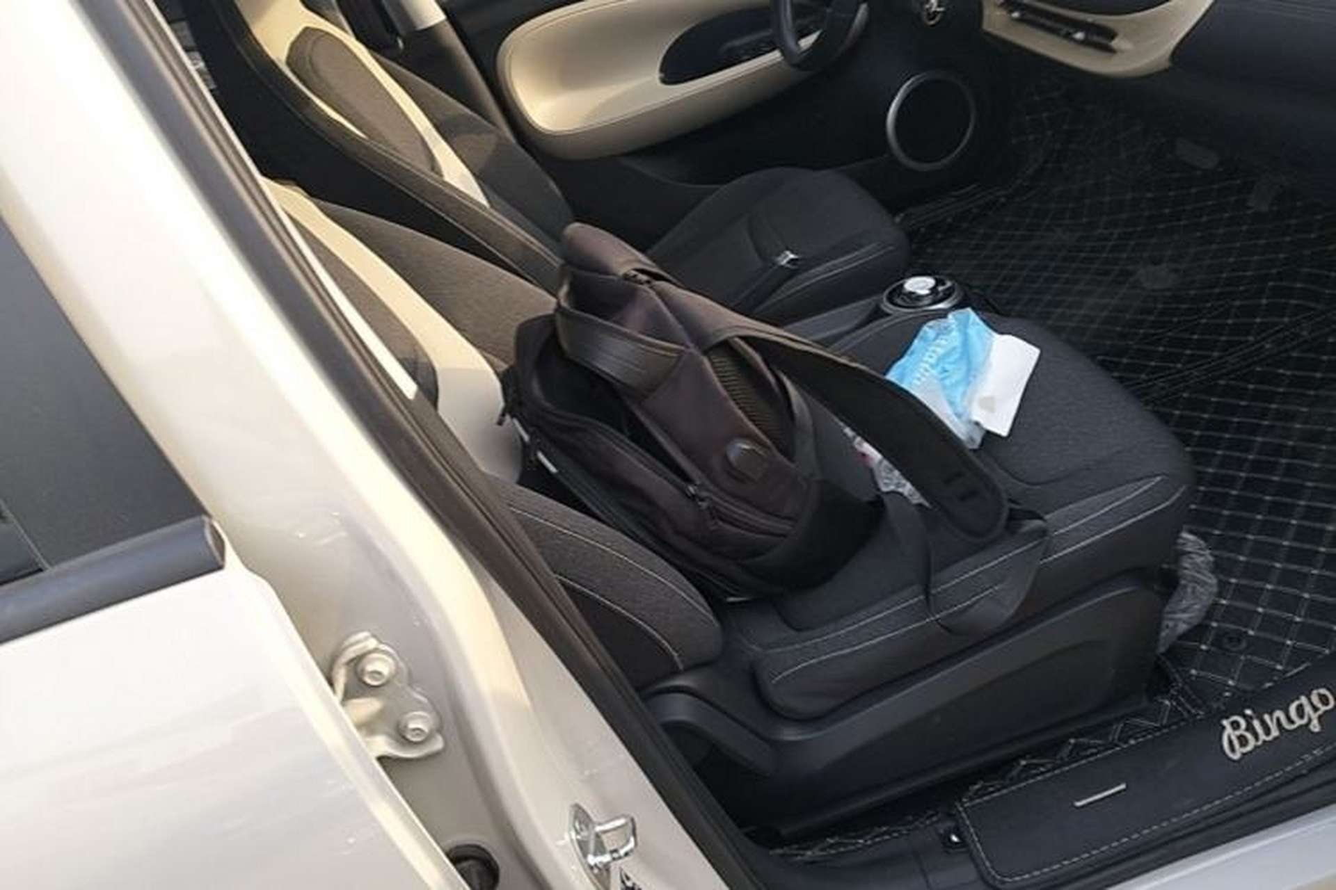 Used Wuling Bingo 2023 333 km Fast-Share Version Right Front Seat