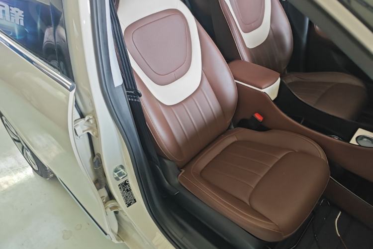 Used Wuling Bingo 2023 333km Enjoy+ Version Right Front Seat