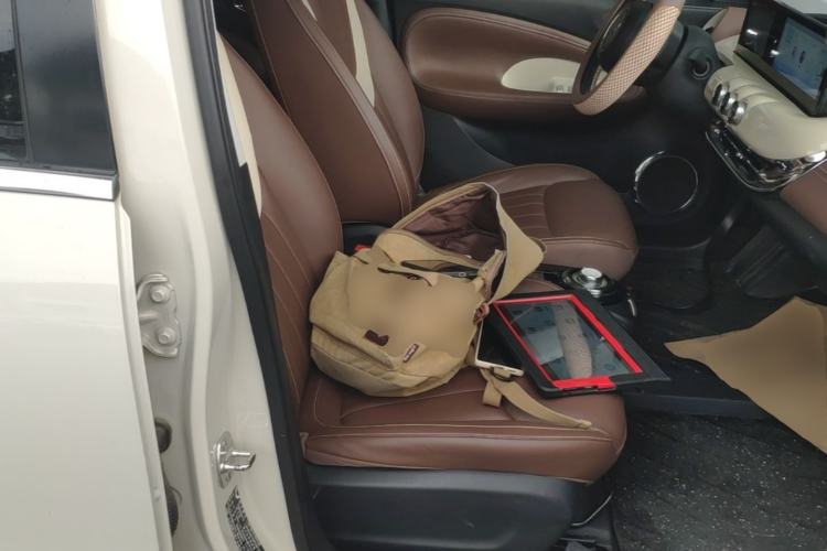 Used Wuling Bingo 2023 333 km Enjoyment Version Right Front Seat
