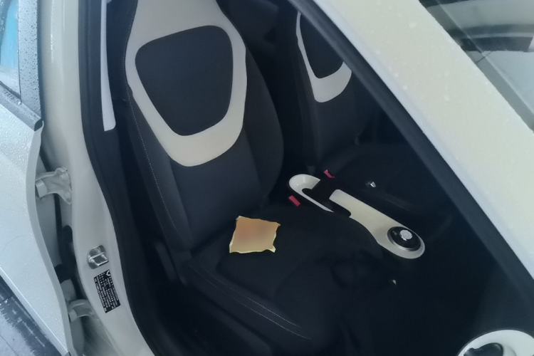 Used Wuling Bingo 2023 333 km Fast-Share Version Right Front Seat