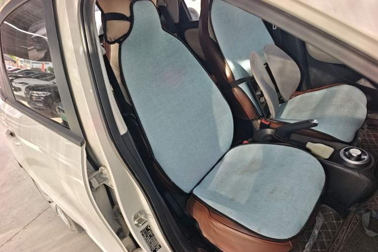 Used Wuling Bingo 2023 333 km Fast-Share Version Right Front Seat