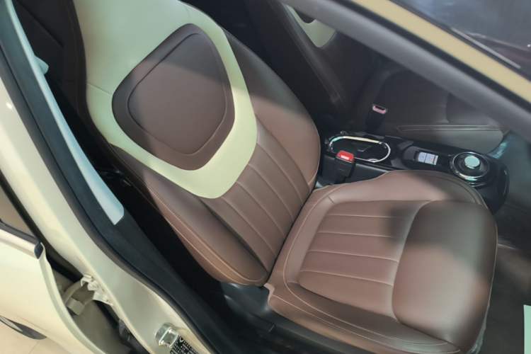 Used Wuling Bingo 2023 333km Enjoy+ Version Right Front Seat