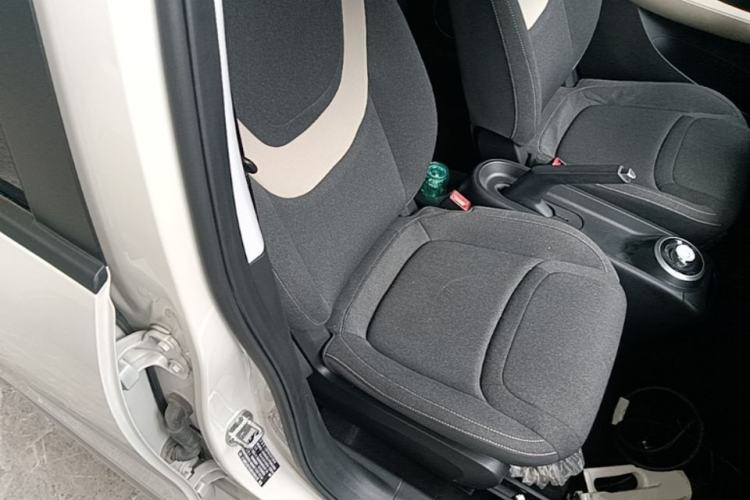 Used Wuling Bingo 2023 203km Light Edition Right Front Seat