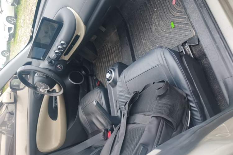 Used Wuling Bingo 2023 333 km Fast-Share Version Right Front Seat