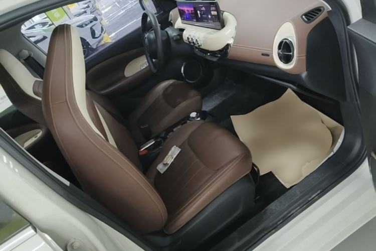 Used Wuling Bingo 2023 333 km Lingxi Connected Version Right Front Seat