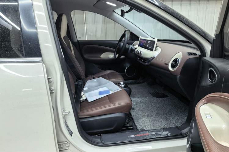 Used Wuling Bingo 2023 410 km Lingxi Deluxe Edition Right Front Seat