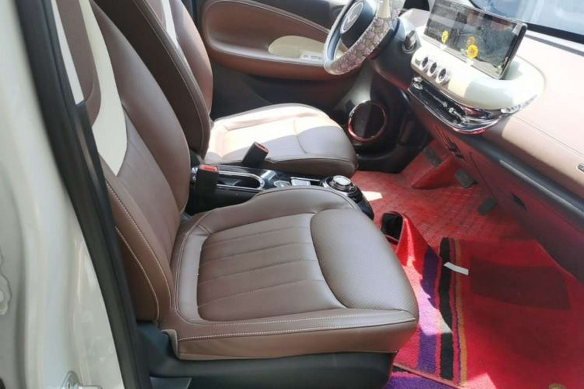 Used Wuling Bingo 2023 333 km Enjoyment Version Right Front Seat