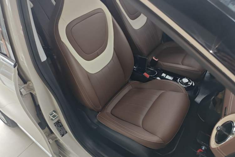 Used Wuling Bingo 2023 333km Enjoy+ Version Right Front Seat