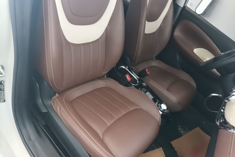 Used Wuling Bingo 2023 333 km Fast-Share Version Right Front Seat