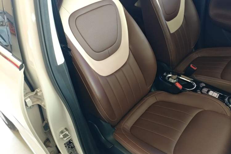 Used Wuling Bingo 2023 333km Enjoy+ Version Right Front Seat