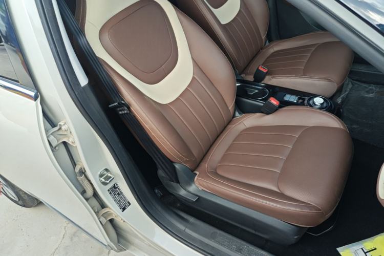 Used Wuling Bingo 2023 333km Enjoy+ Version Right Front Seat