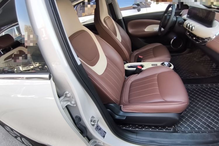 Used Wuling Bingo 2023 410 km Lingxi Deluxe Edition Right Front Seat