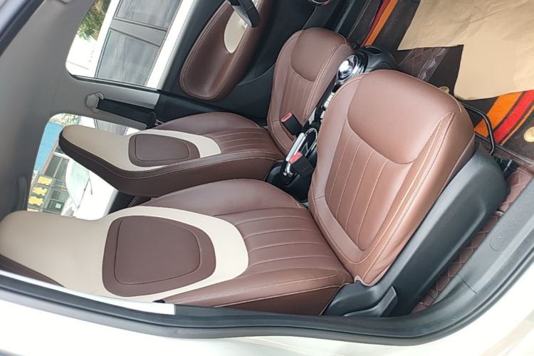 Used Wuling Bingo 2023 333 km Lingxi Connected+ Version Right Front Seat