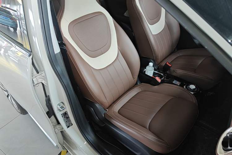 Used Wuling Bingo 2023 333km Enjoy+ Version Right Front Seat