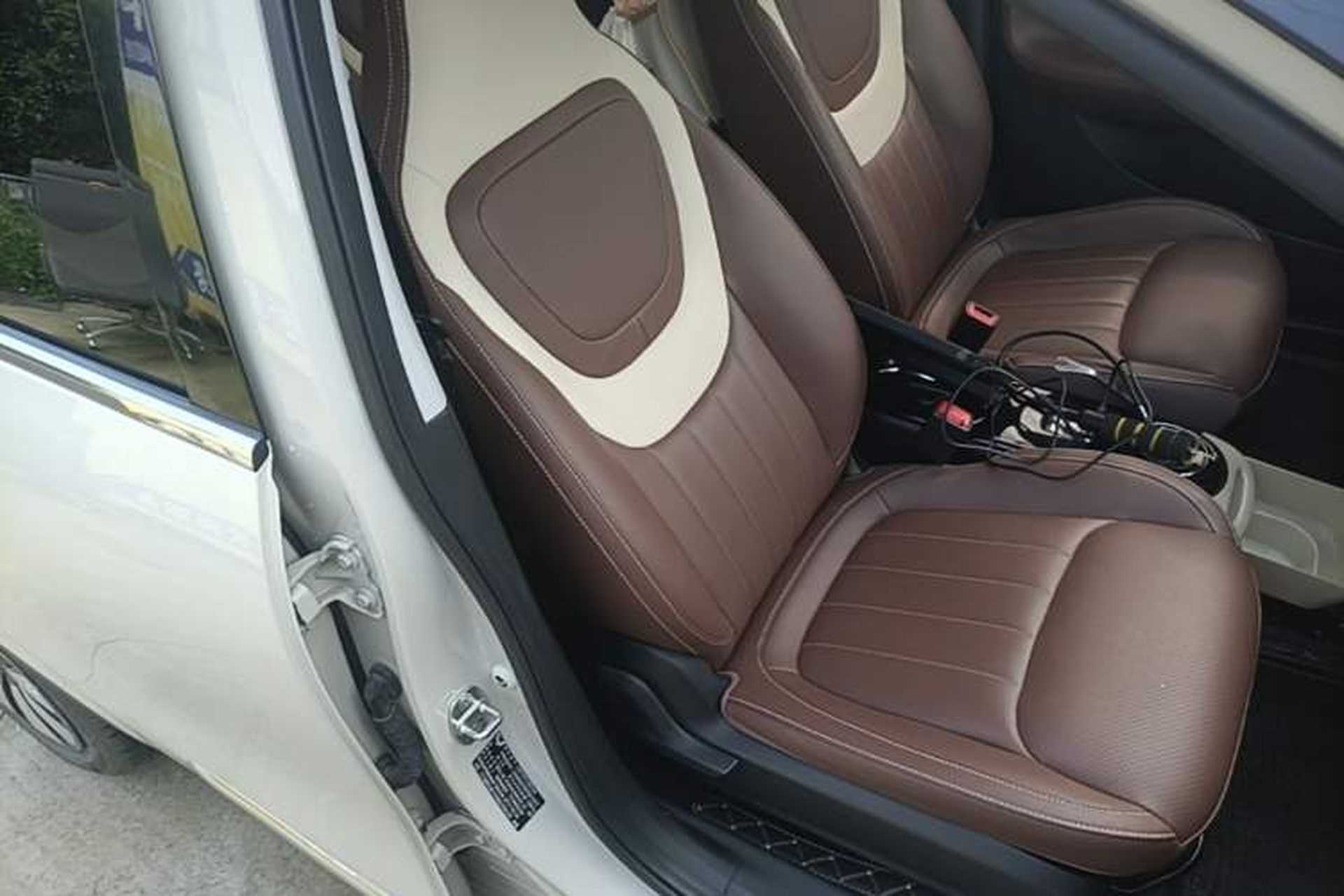 Used Wuling Bingo 2023 333 km Lingxi Connected+ Version Right Front Seat