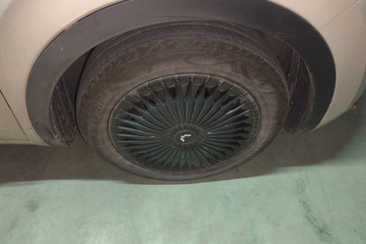 Used Wuling Bingo 2023 333km Enjoy+ Version Right Front Wheel Hub