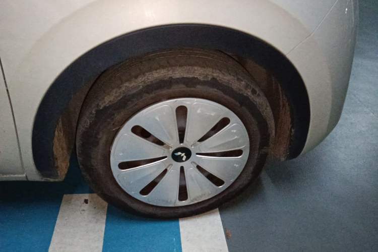 Used Wuling Bingo 2023 333 km Fast-Share Version Right Front Wheel Hub