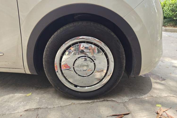 Used Wuling Bingo 2023 333km Enjoy+ Version Right Front Wheel Hub