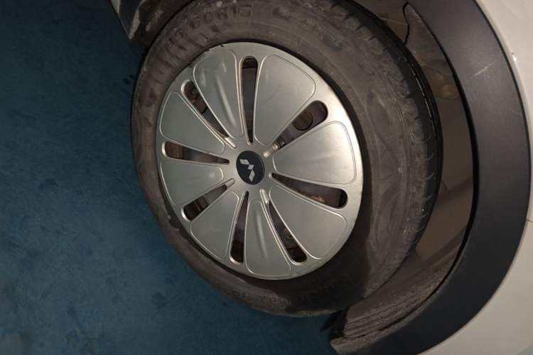 Used Wuling Bingo 2023 333 km Fast-Share Version Right Front Wheel Hub
