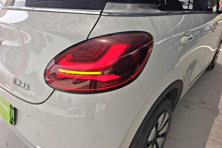 Used Wuling Bingo 2023 410 km Lingxi Deluxe Edition Right Rear Taillight