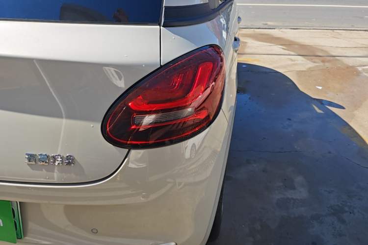 Used Wuling Bingo 2023 333 km Fast-Share Version Right Rear Taillight