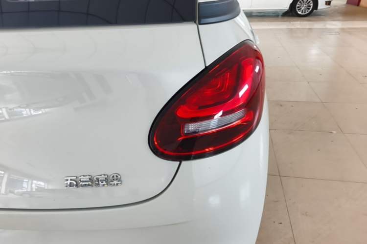 Used Wuling Bingo 2023 333 km Fast-Share Version Right Rear Taillight