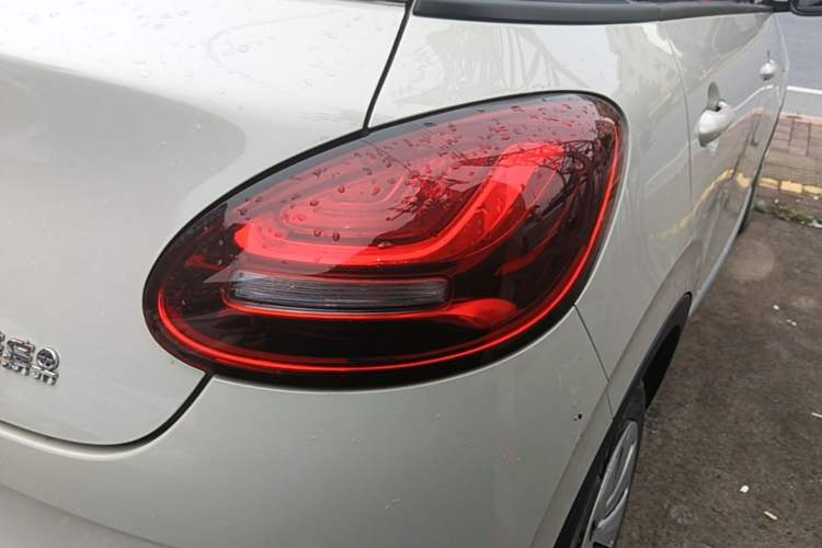 Used Wuling Bingo 2023 333 km Fast-Share Version Right Rear Taillight