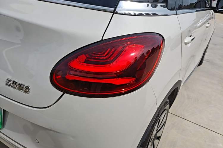 Used Wuling Bingo 2023 410 km Lingxi Deluxe Edition Right Rear Taillight