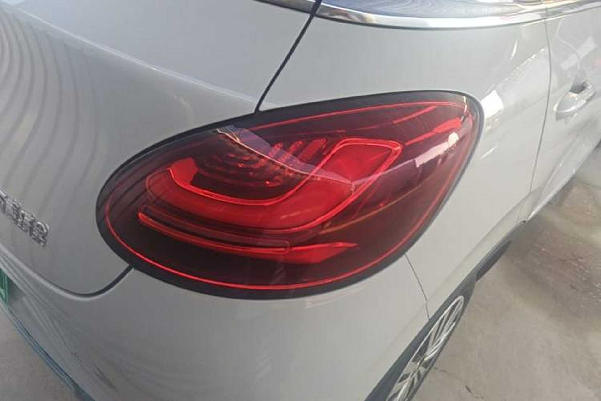 Used Wuling Bingo 2023 333 km Lingxi Connected+ Version Right Rear Taillight