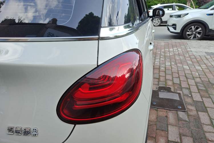 Used Wuling Bingo 2023 410 km Lingxi Deluxe Edition Right Rear Taillight