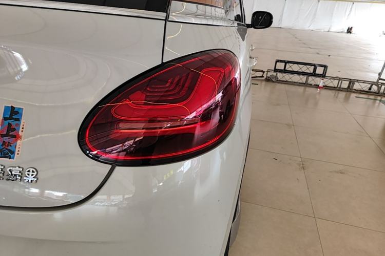 Used Wuling Bingo 2023 333 km Lingxi Connected Version Right Rear Taillight