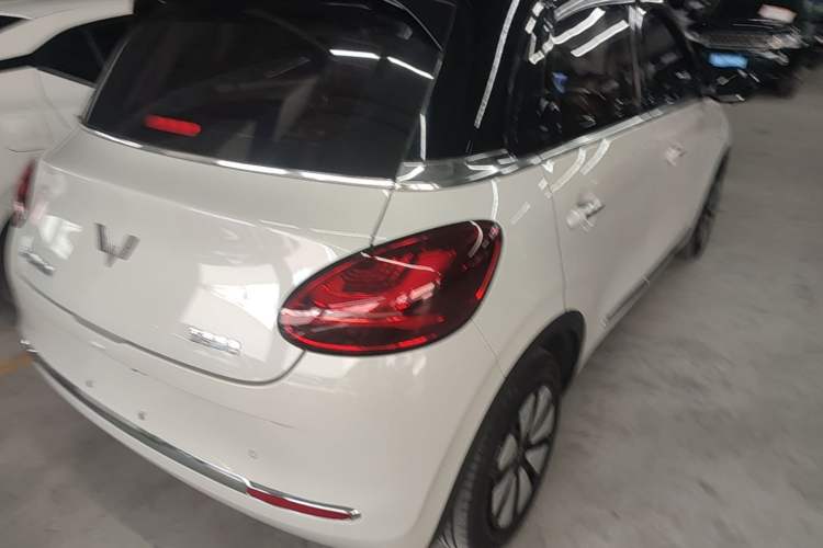Used Wuling Bingo 2023 333 km Lingxi Connected Version Right Rear Taillight