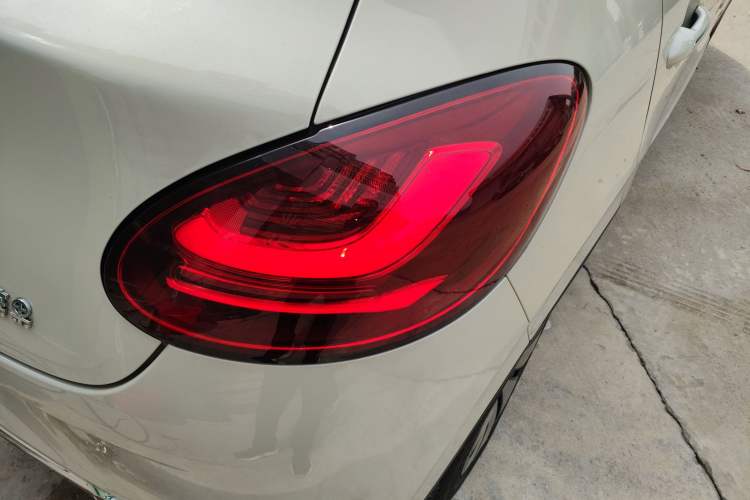 Used Wuling Bingo 2023 333km Enjoy+ Version Right Rear Taillight