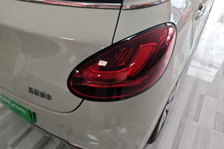 Used Wuling Bingo 2023 333 km Lingxi Connected Version Right Rear Taillight