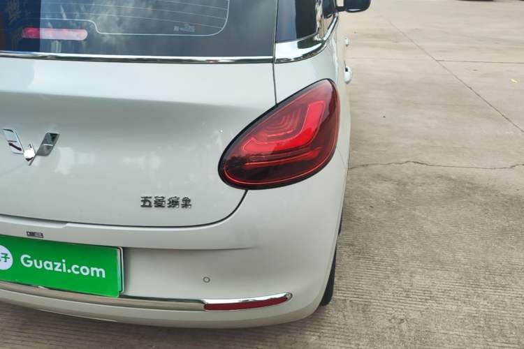 Used Wuling Bingo 2023 203km Comfort Edition Right Rear Taillight