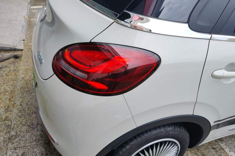 Used Wuling Bingo 2023 333 km Fast-Share Version Right Rear Taillight