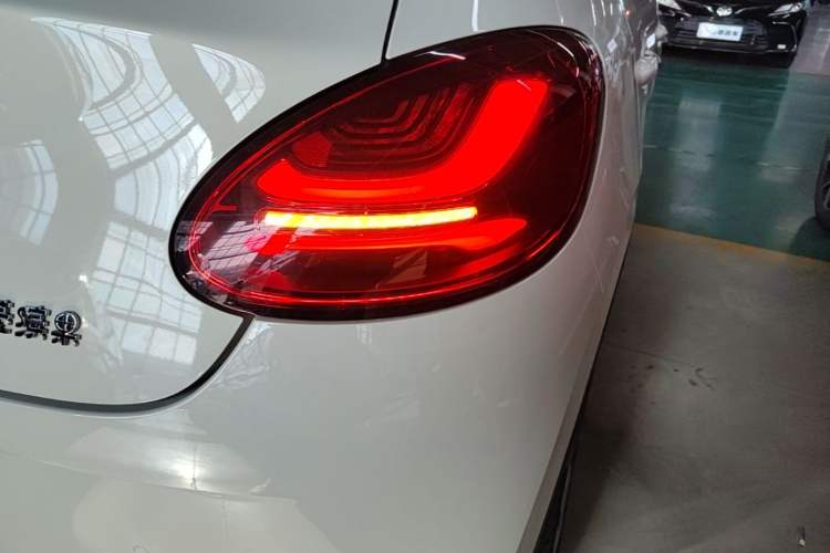 Used Wuling Bingo 2023 333 km Lingxi Connected+ Version Right Rear Taillight