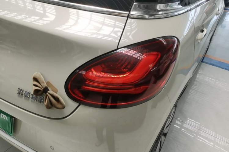 Used Wuling Bingo 2023 203km Comfort Edition Right Rear Taillight
