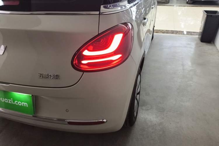 Used Wuling Bingo 2023 333 km Lingxi Connected+ Version Right Rear Taillight