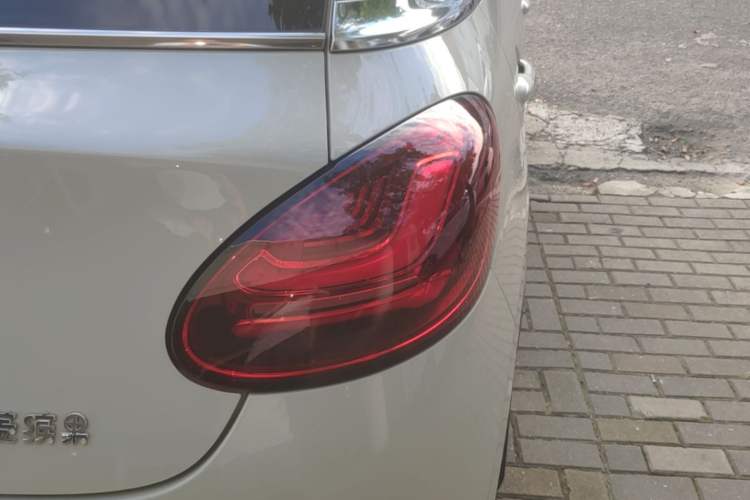 Used Wuling Bingo 2023 203km Comfort Edition Right Rear Taillight